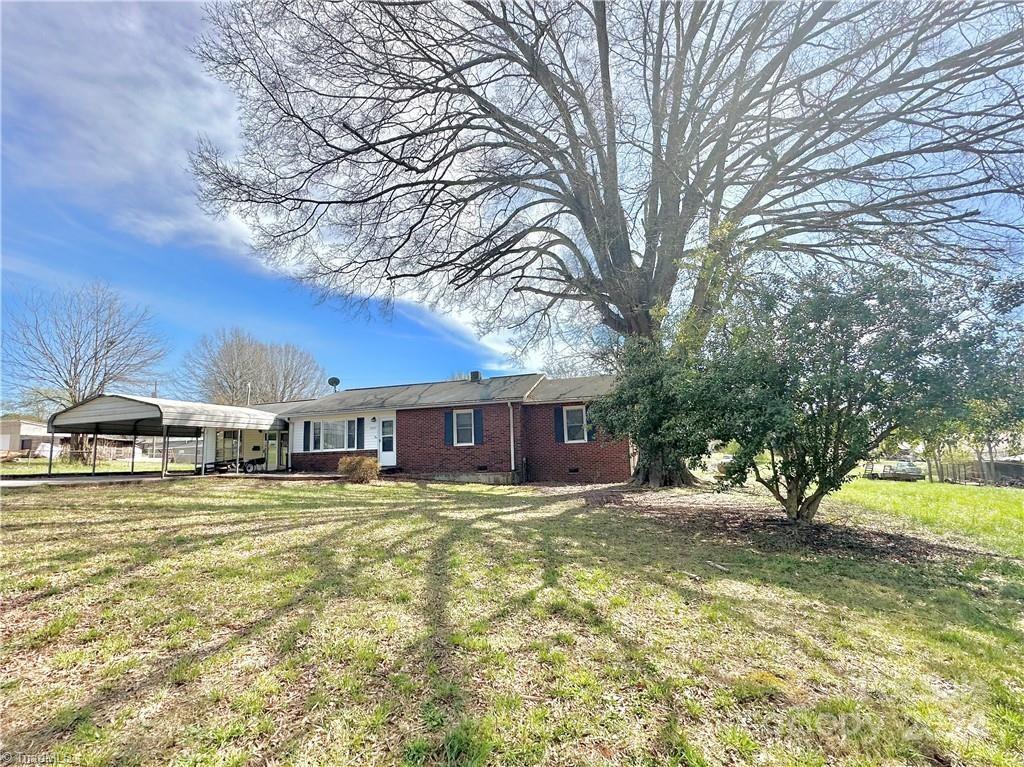 2827 Glenview Drive Statesville NC 28677