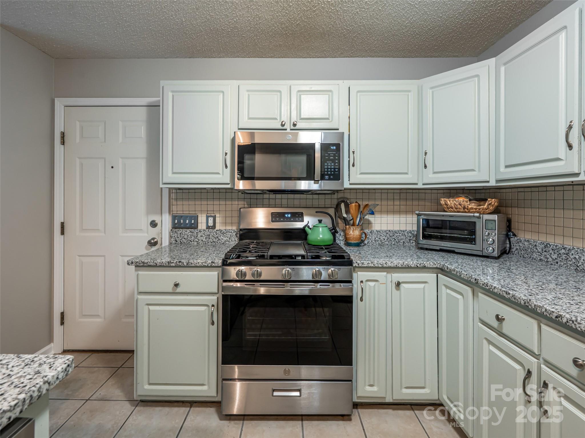 5 Muirfield Circle Arden NC 28704