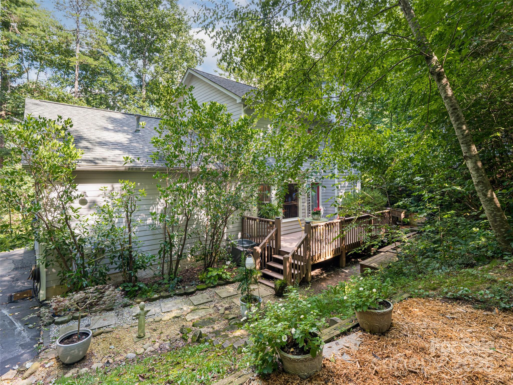 5 Muirfield Circle Arden NC 28704