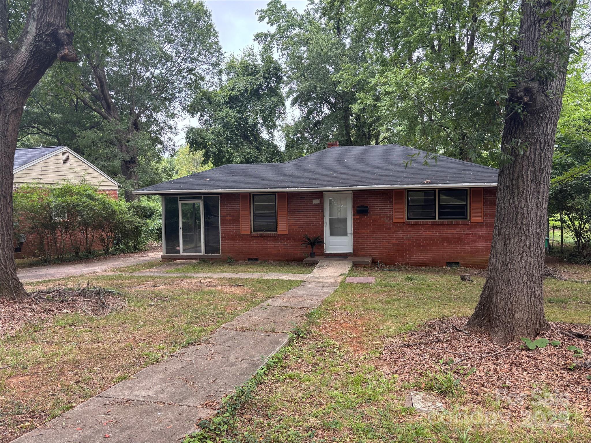 349 Fannie Circle Charlotte NC 28205