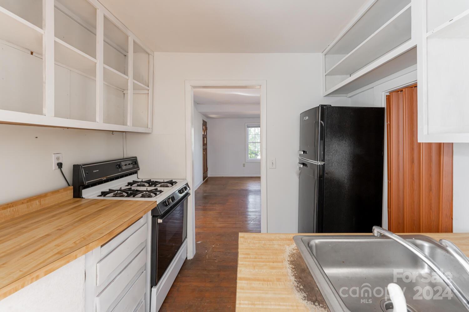 104 Trotter Place Asheville NC 28806