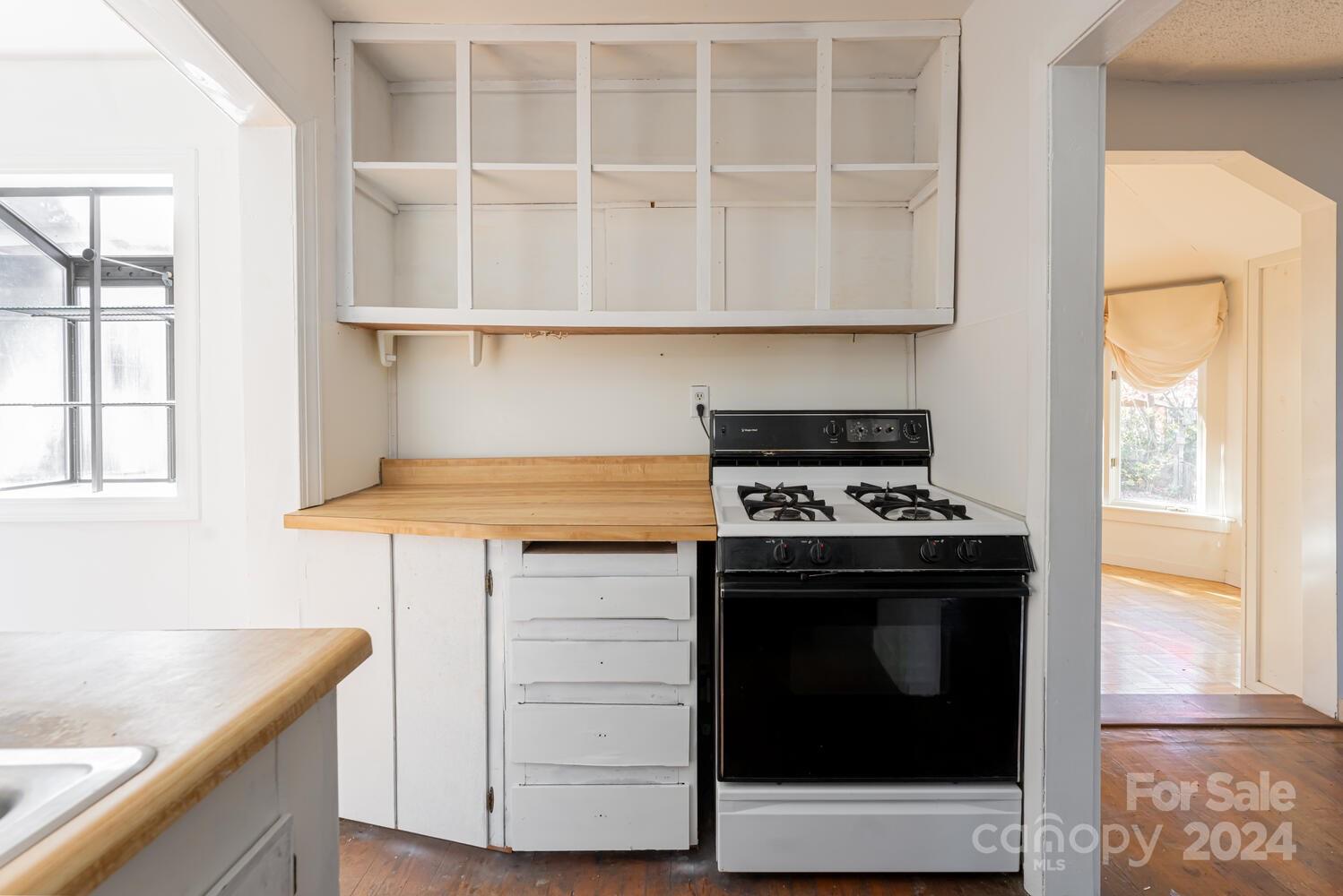 104 Trotter Place Asheville NC 28806