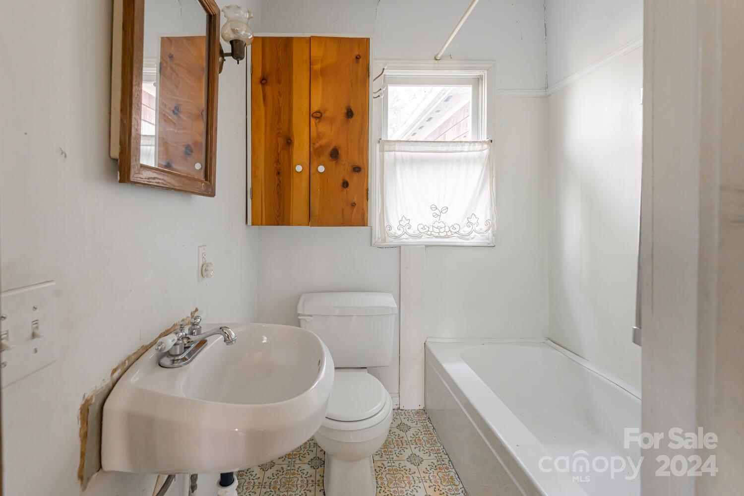 104 Trotter Place Asheville NC 28806