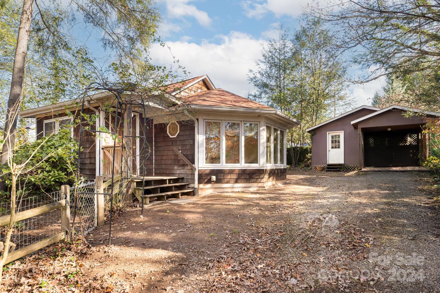 104 Trotter Place Asheville NC 28806