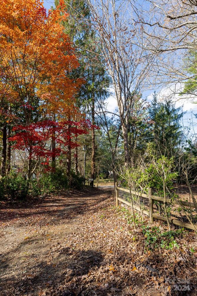 104 Trotter Place Asheville NC 28806