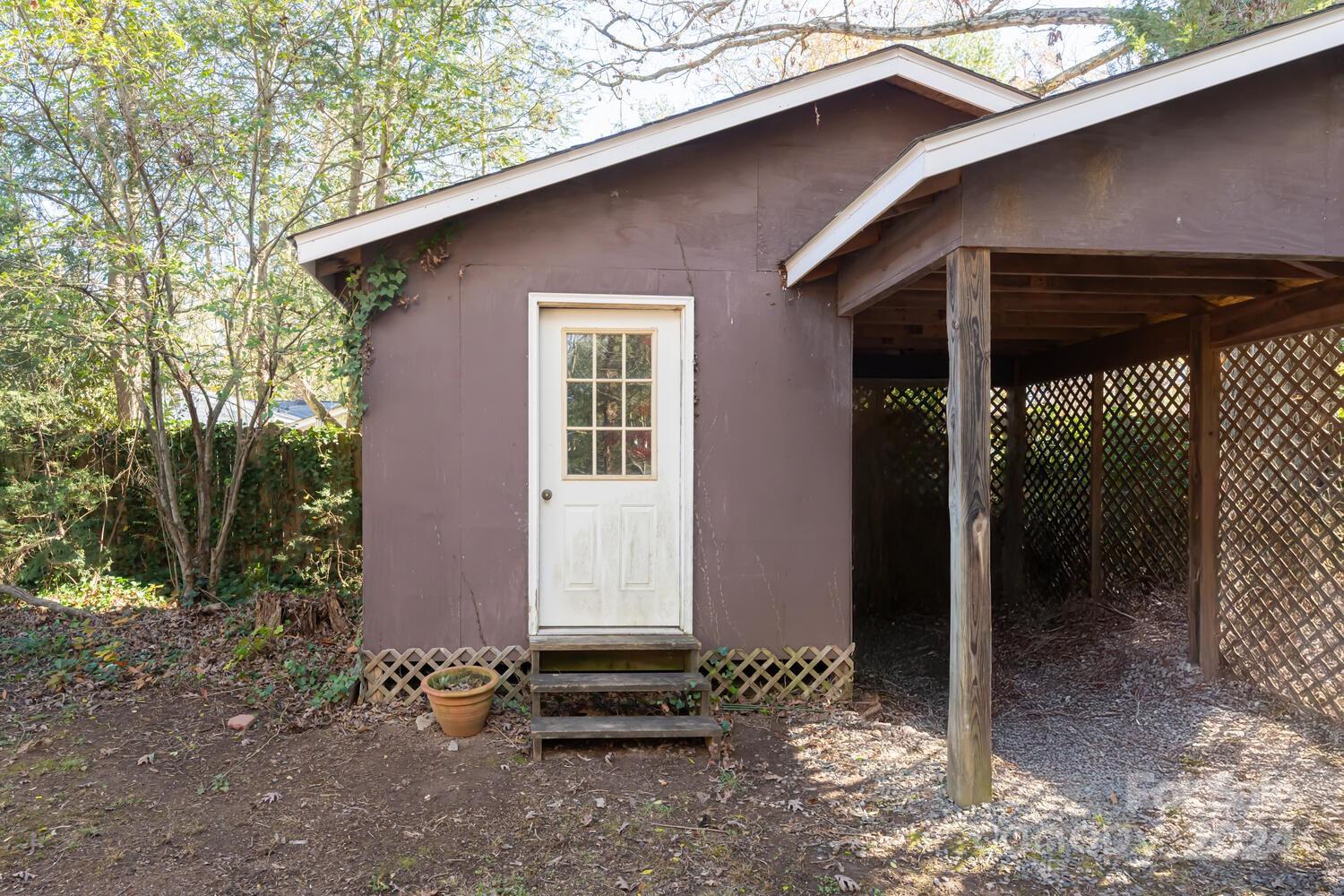 104 Trotter Place Asheville NC 28806