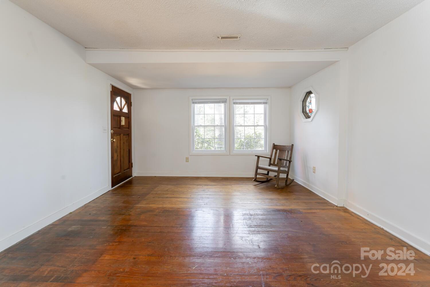 104 Trotter Place Asheville NC 28806