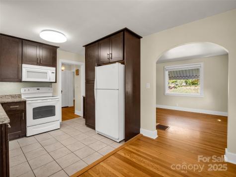 104 Wendover Road Asheville NC 28806