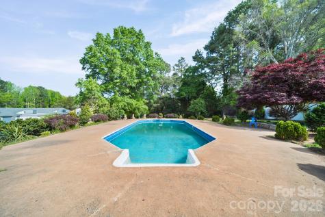 253 Allenton Street Norwood NC 28128