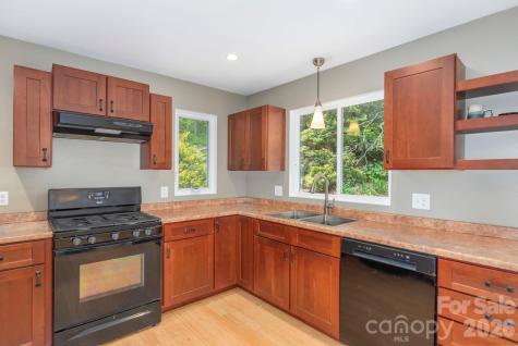 155 Old Starnes Cove Road Asheville NC 28806