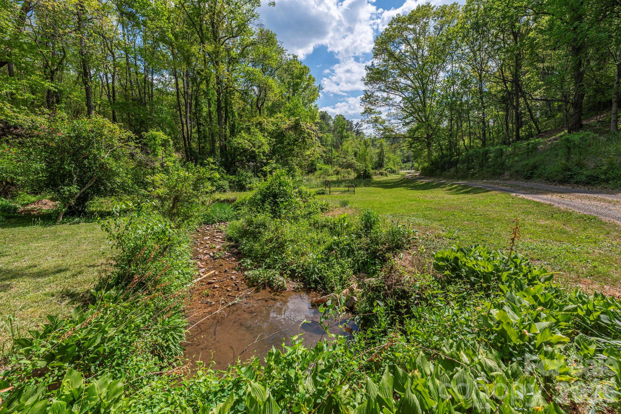 155 Old Starnes Cove Road Asheville NC 28806