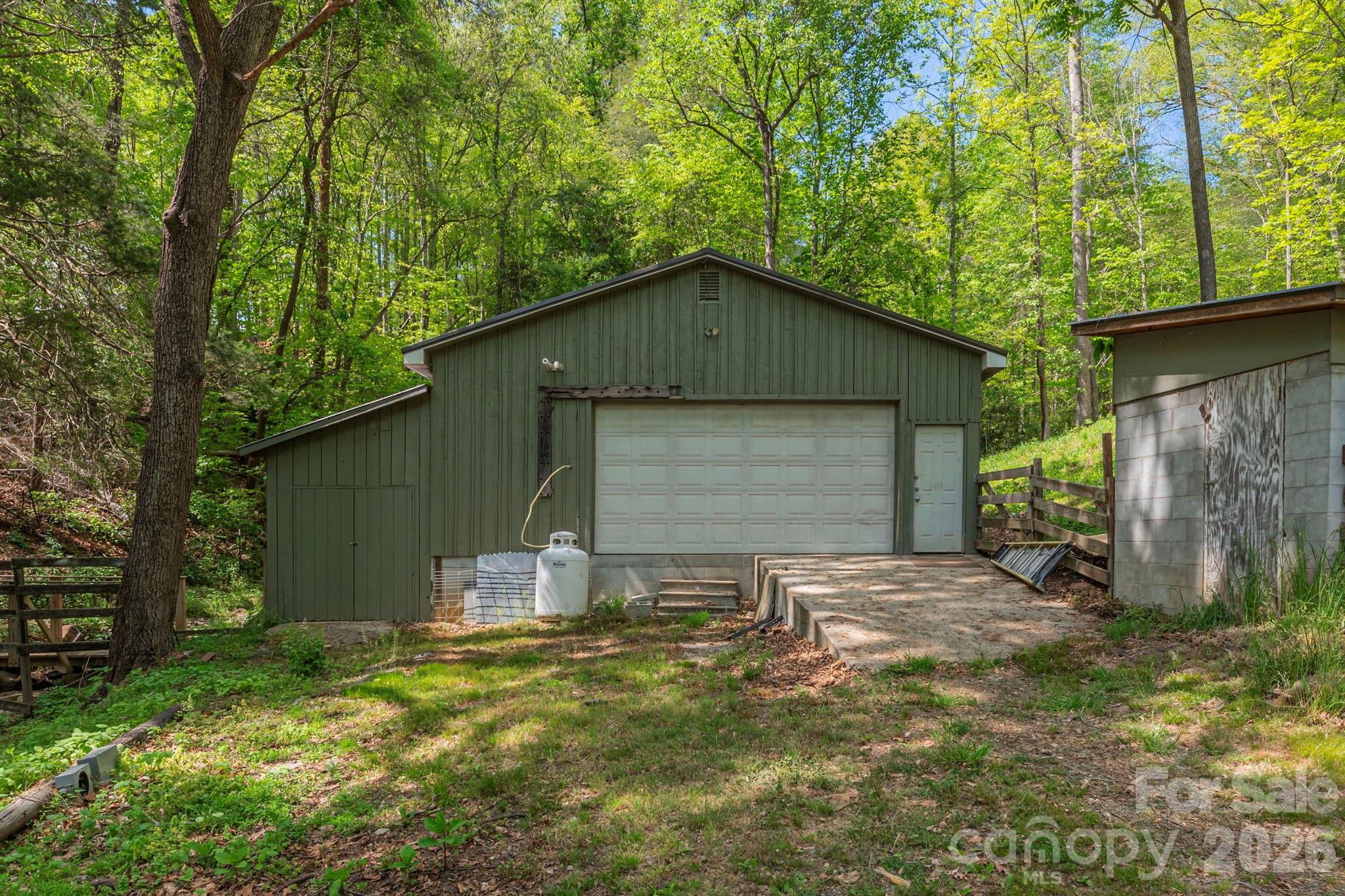 155 Old Starnes Cove Road Asheville NC 28806