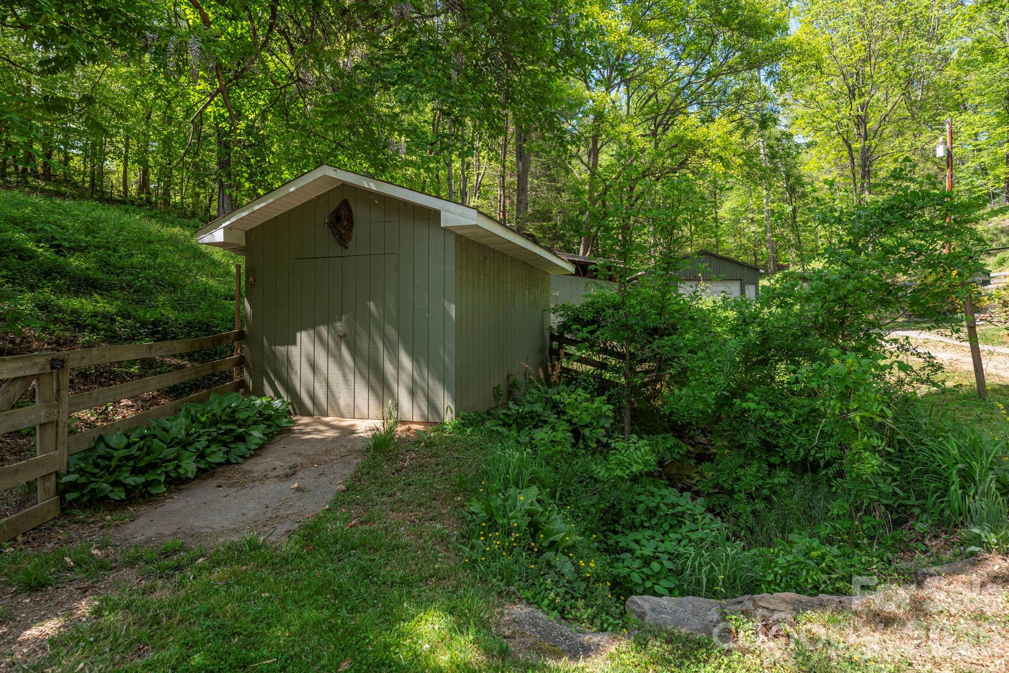155 Old Starnes Cove Road Asheville NC 28806