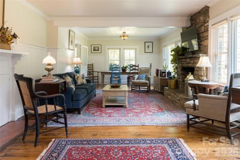 15 Wolfe Cove Road Asheville NC 28804