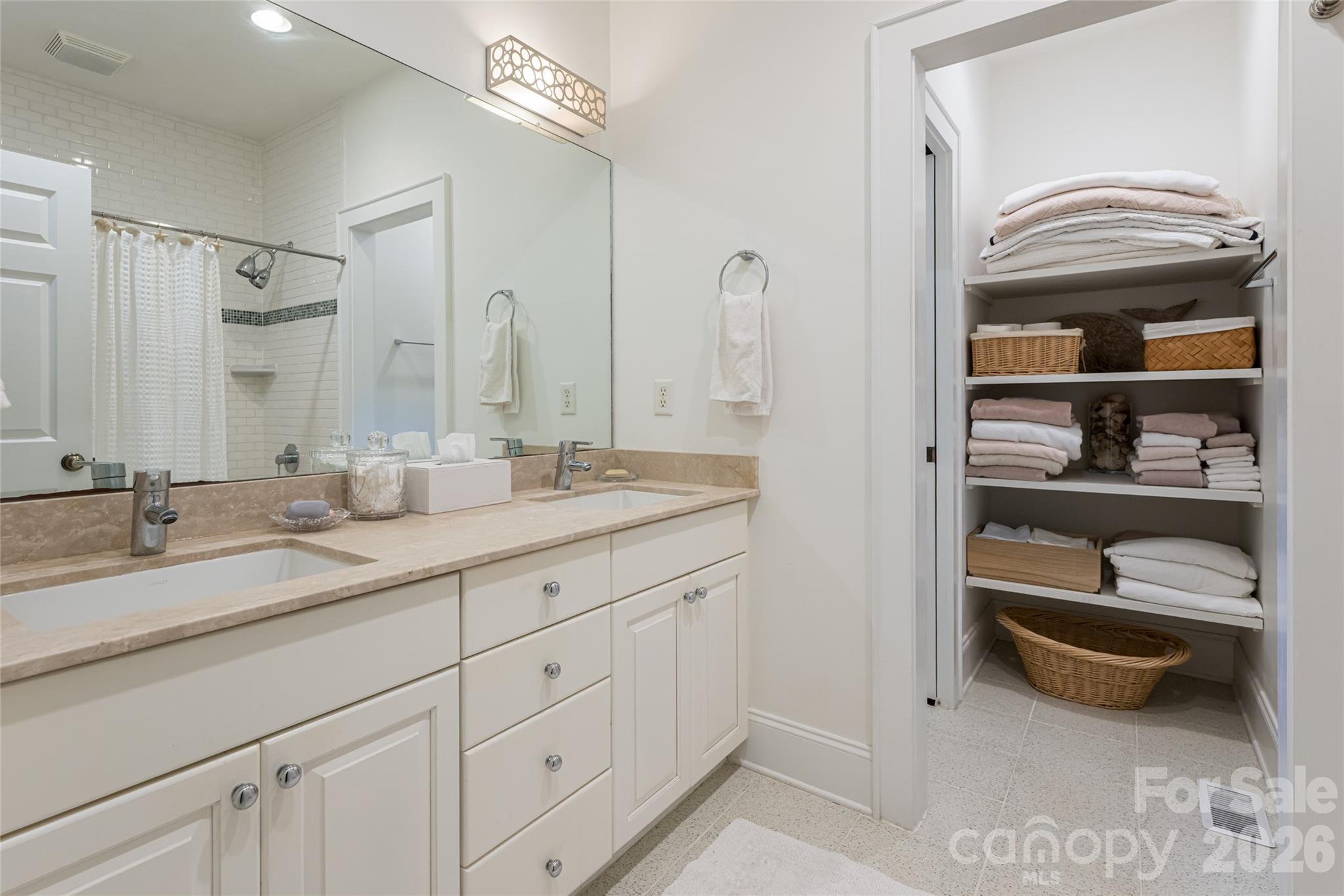 15 Wolfe Cove Road Asheville NC 28804