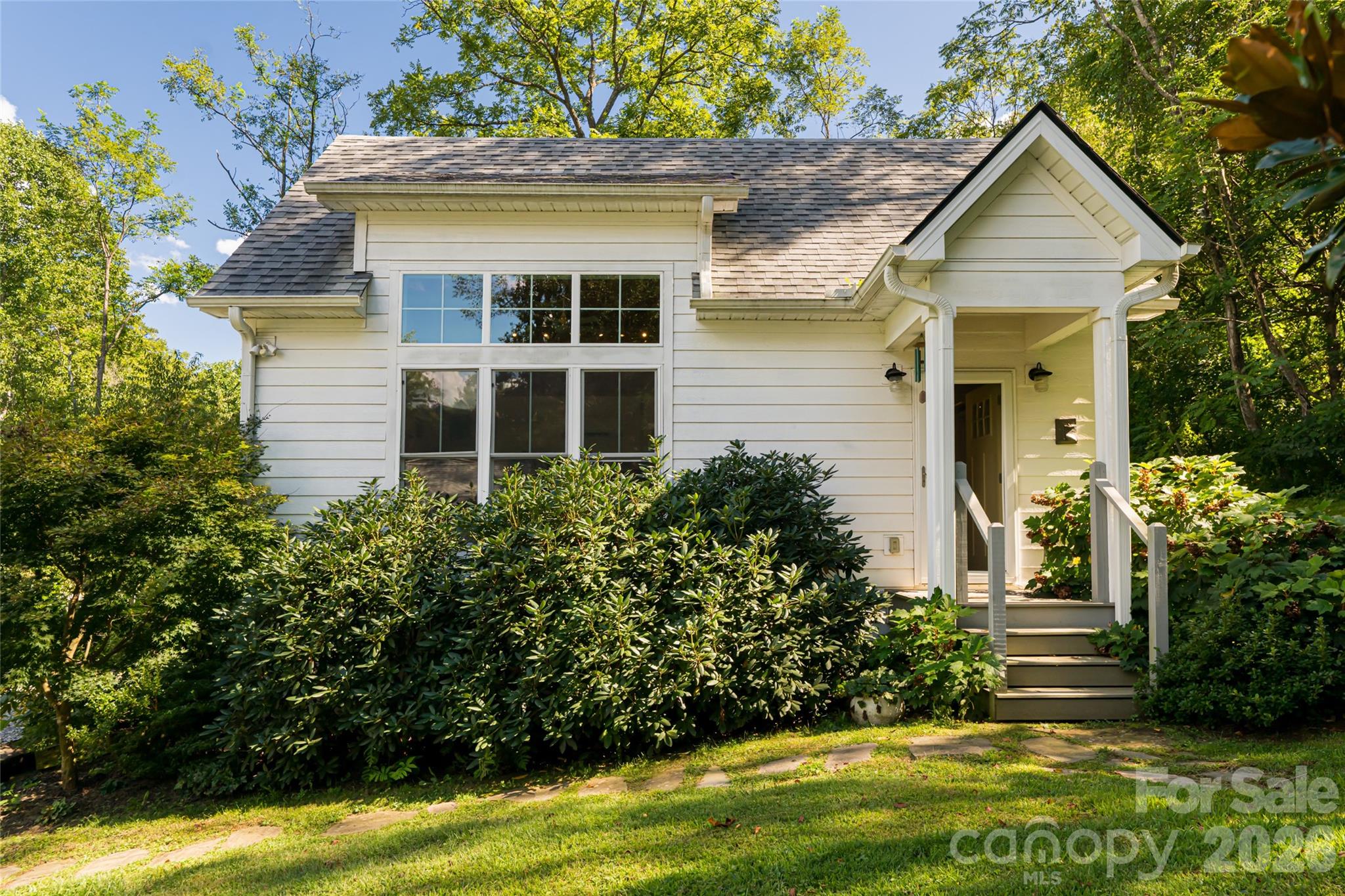 15 Wolfe Cove Road Asheville NC 28804