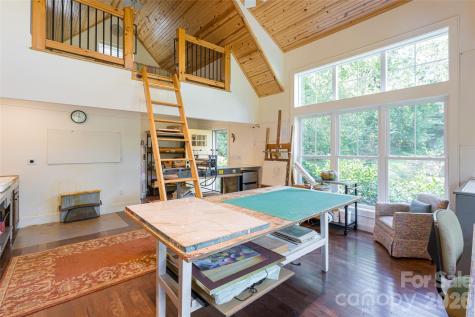 15 Wolfe Cove Road Asheville NC 28804