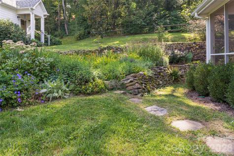 15 Wolfe Cove Road Asheville NC 28804