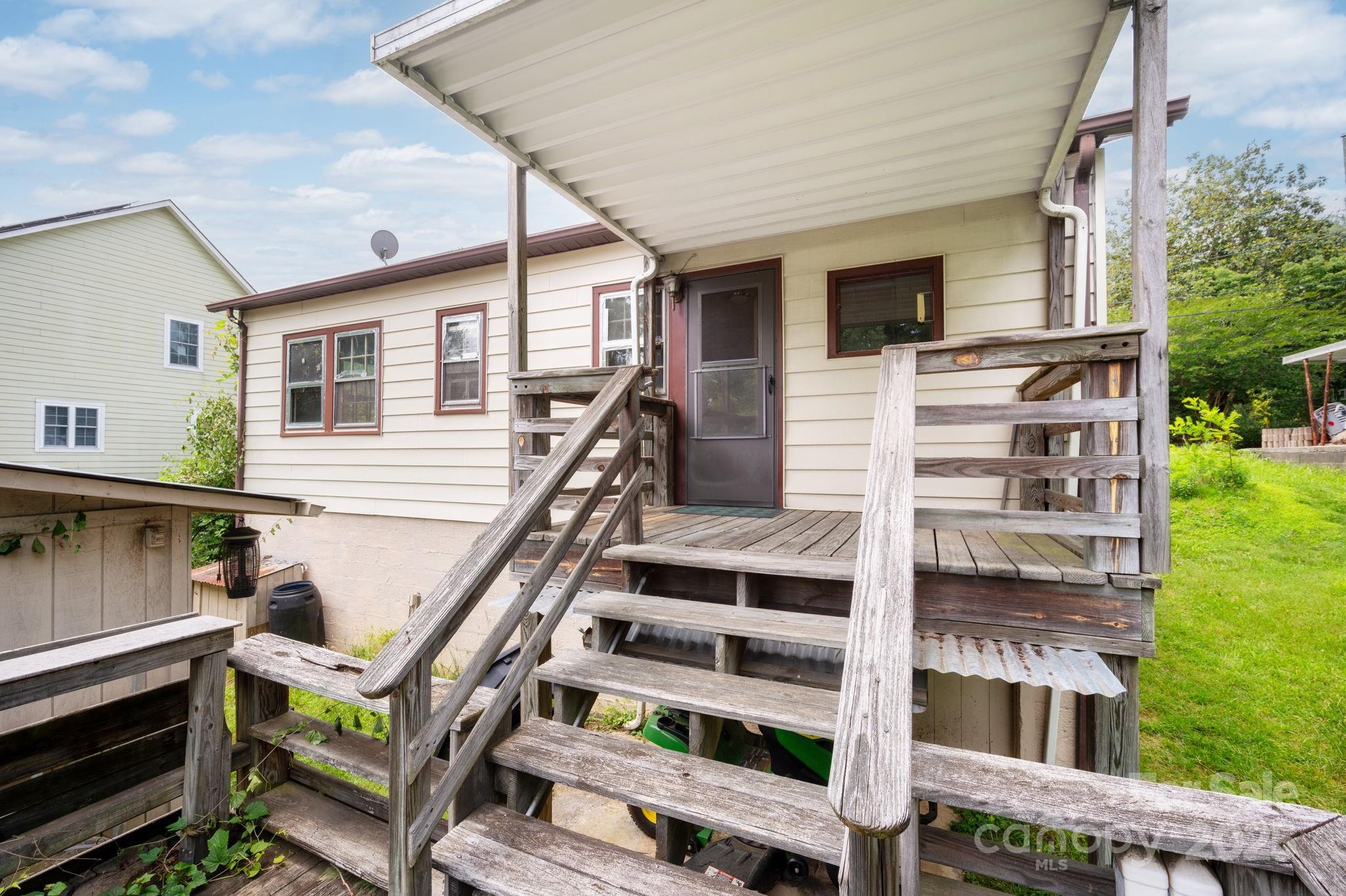 70 Galax Avenue Asheville NC 28806