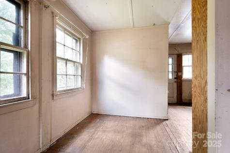 70 Galax Avenue Asheville NC 28806