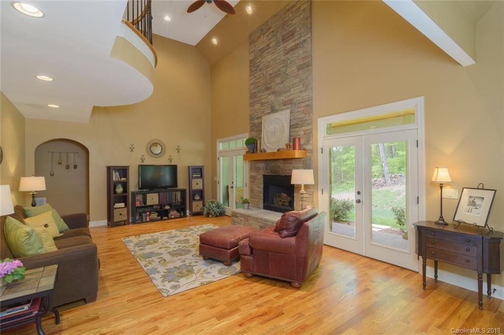 57 Hope View Road Swannanoa NC 28778
