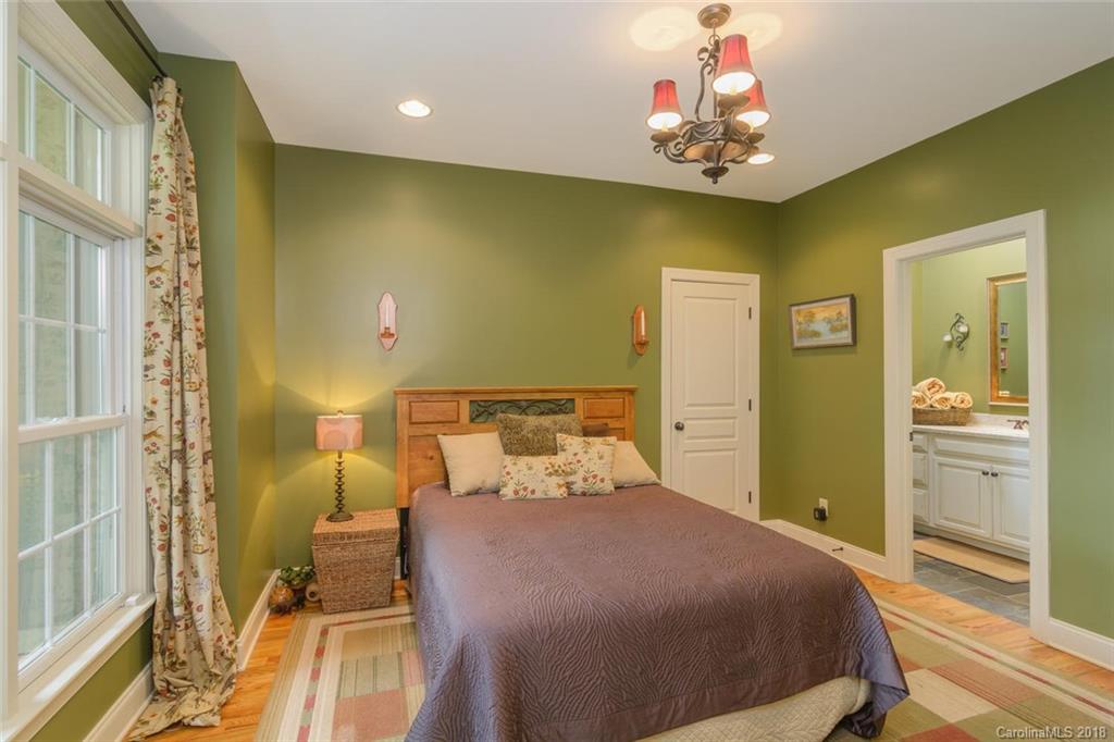 57 Hope View Road Swannanoa NC 28778