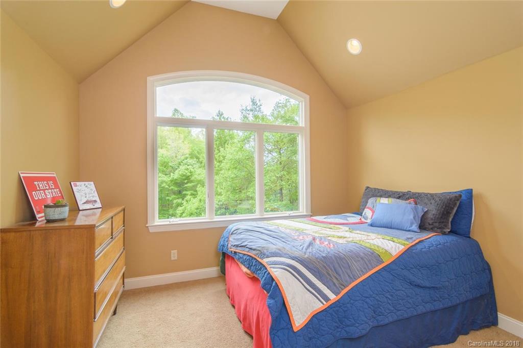 57 Hope View Road Swannanoa NC 28778