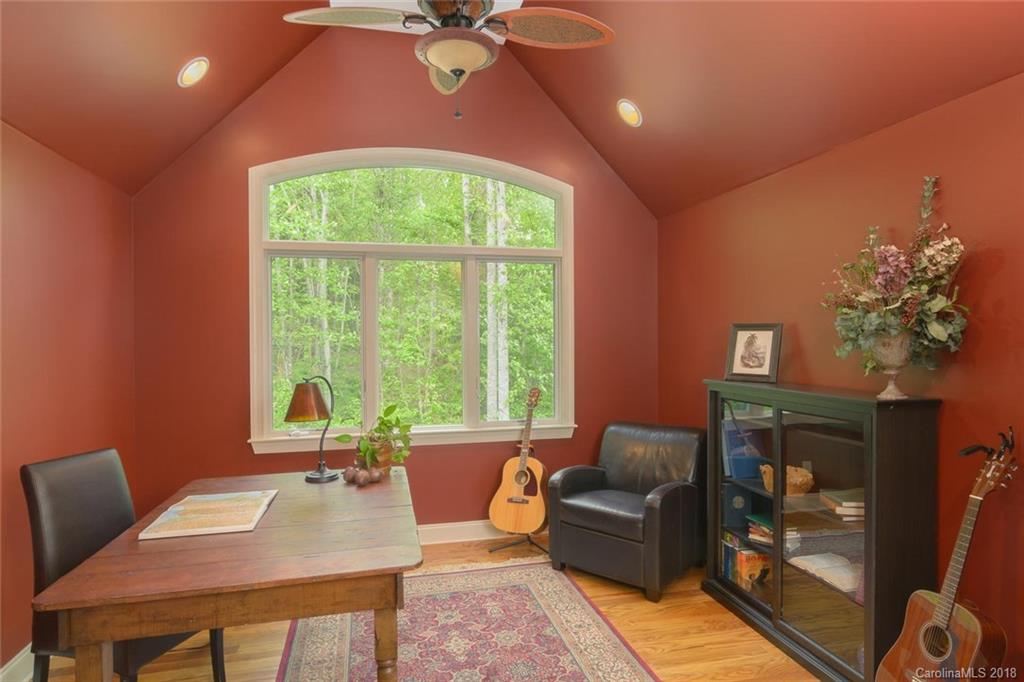 57 Hope View Road Swannanoa NC 28778