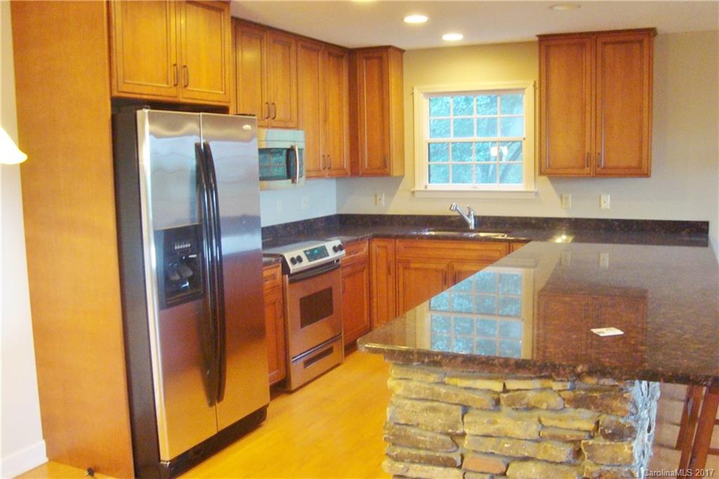 200 Cherry Oak Road Burnsville NC 28714