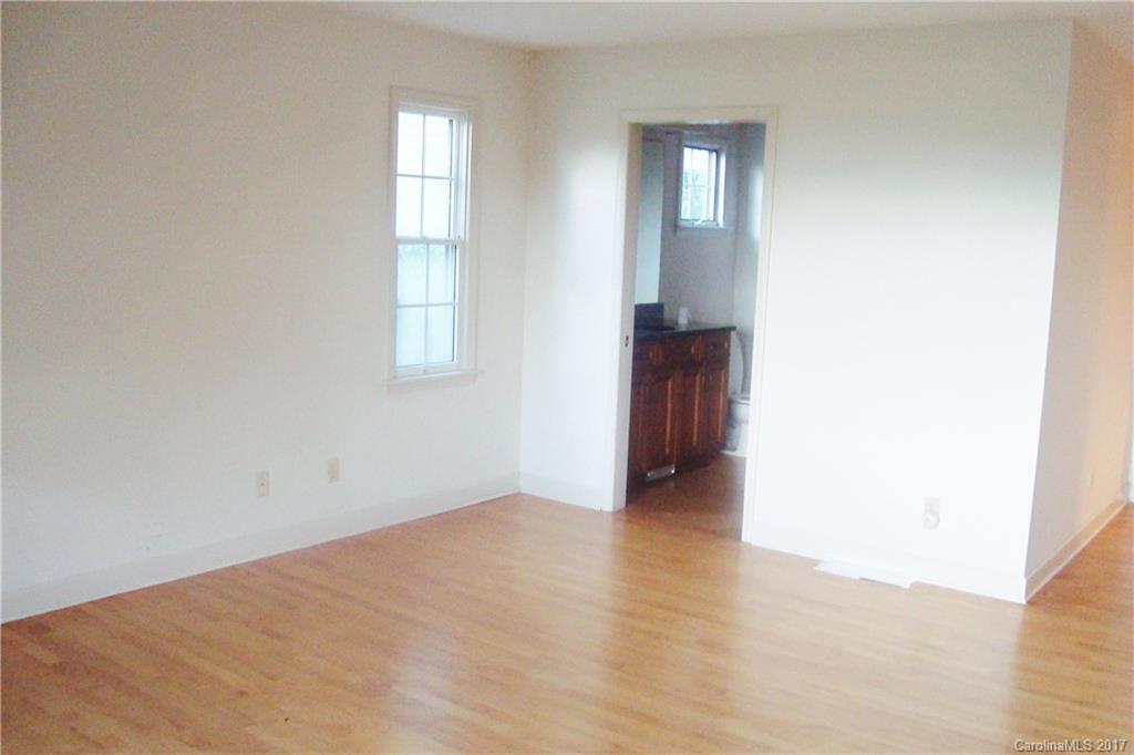 200 Cherry Oak Road Burnsville NC 28714