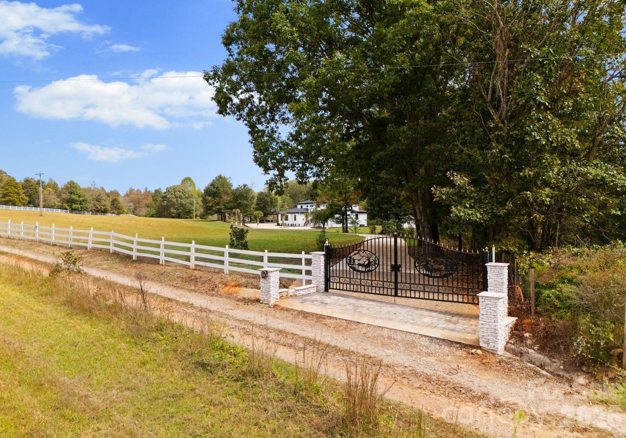 116 Bent Twig Drive Statesville NC 28677