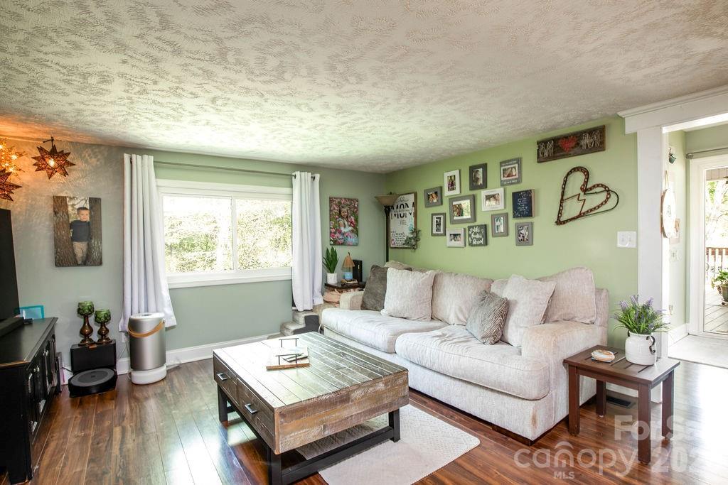 257 Rolling View Drive New London NC 28127