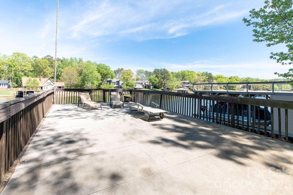 257 Rolling View Drive New London NC 28127