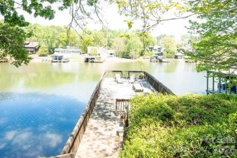 257 Rolling View Drive New London NC 28127