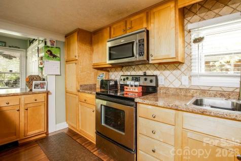 257 Rolling View Drive New London NC 28127