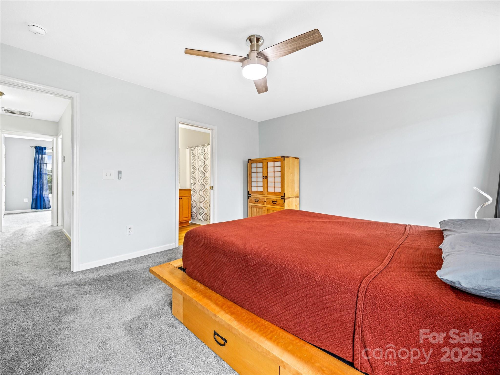 6 Rotunda Circle Asheville NC 28806