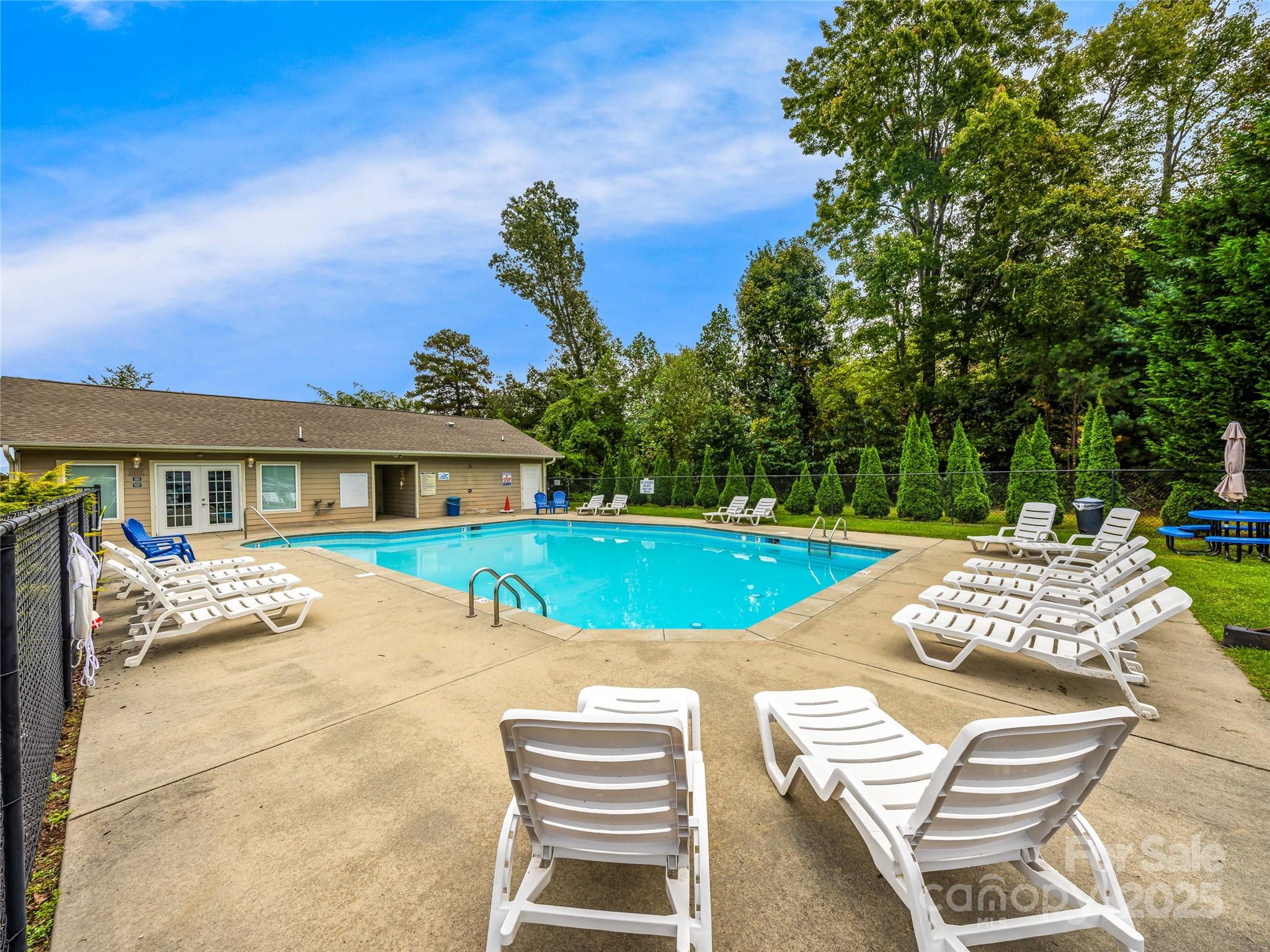 6 Rotunda Circle Asheville NC 28806