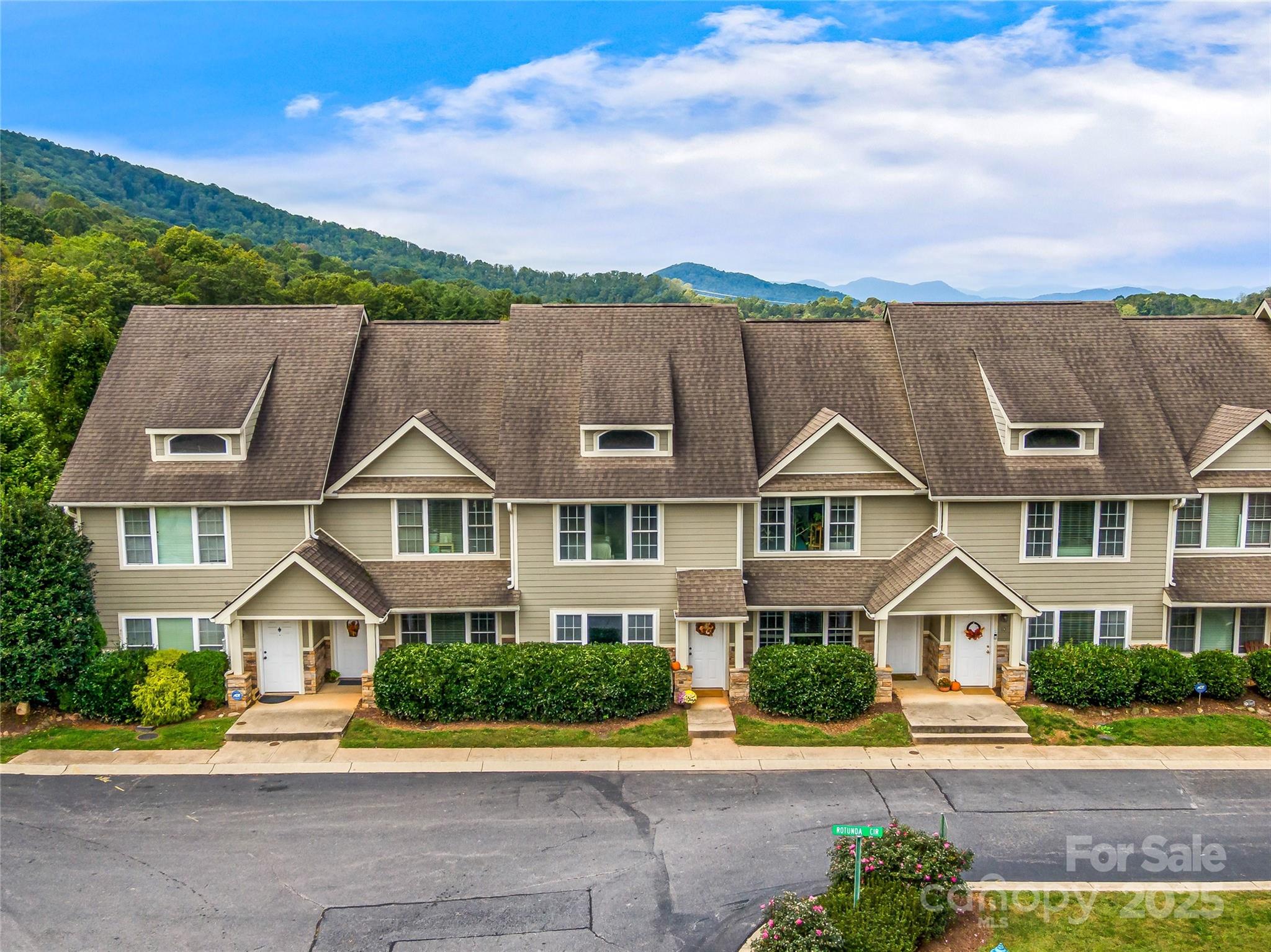 6 Rotunda Circle Asheville NC 28806