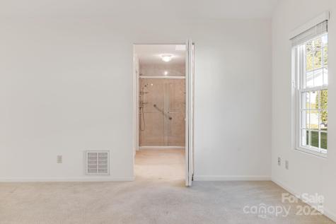 4 Gatehouse Court Asheville NC 28803