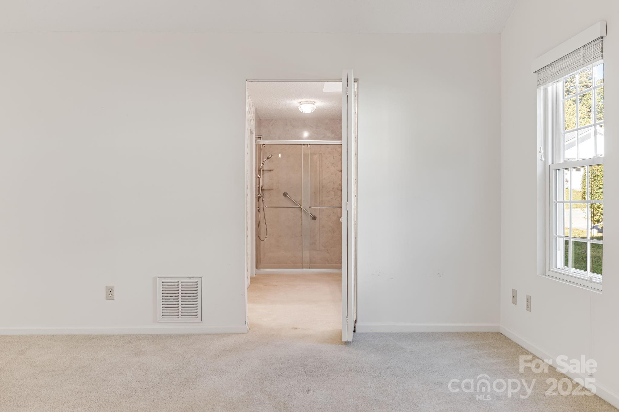 4 Gatehouse Court Asheville NC 28803