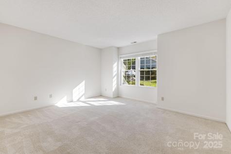 4 Gatehouse Court Asheville NC 28803