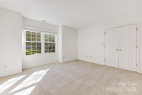 4 Gatehouse Court Asheville NC 28803