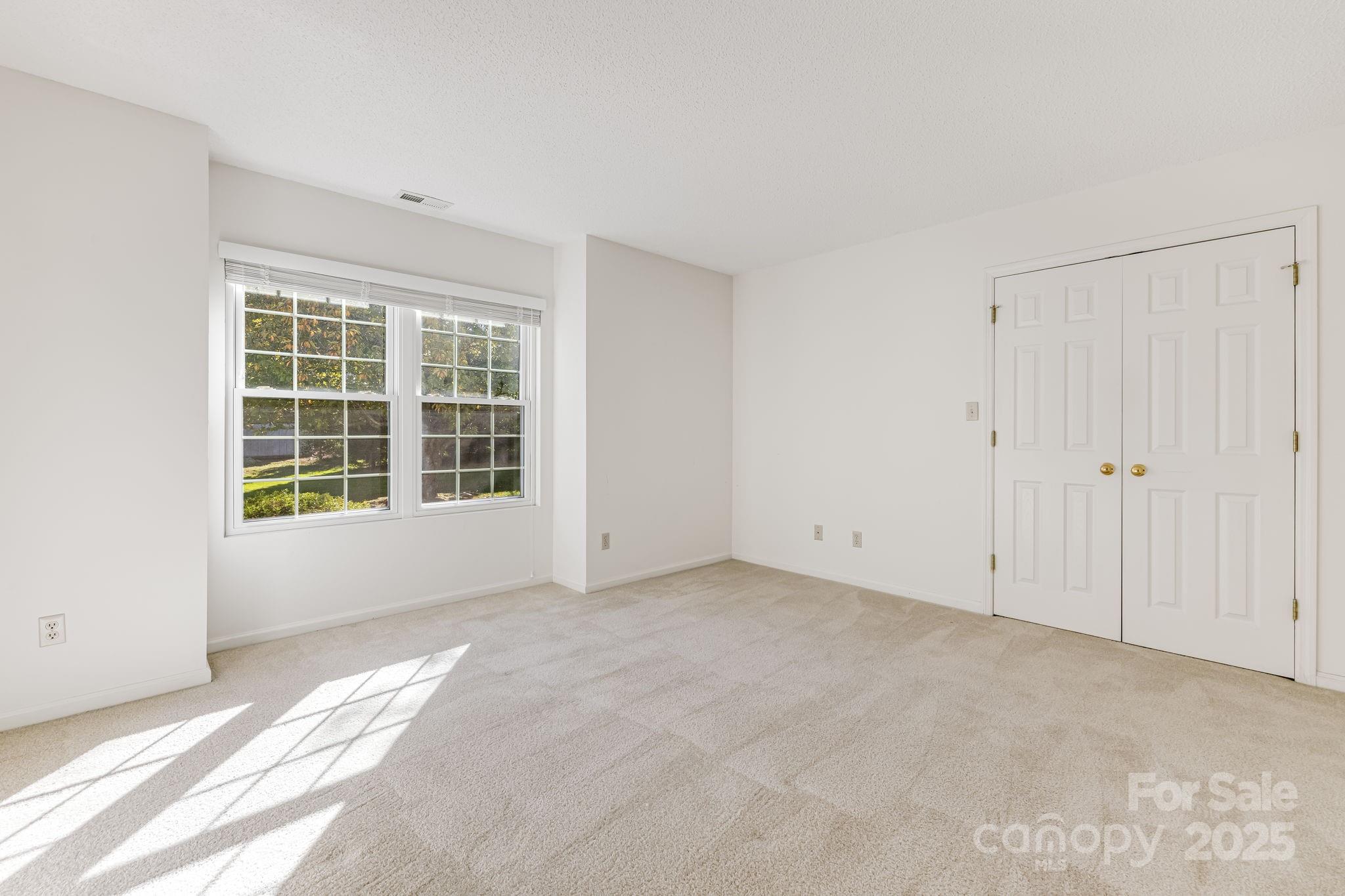 4 Gatehouse Court Asheville NC 28803