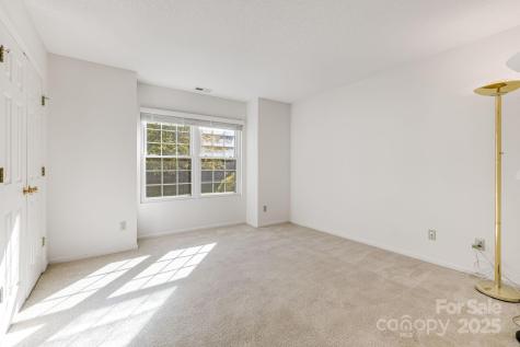 4 Gatehouse Court Asheville NC 28803