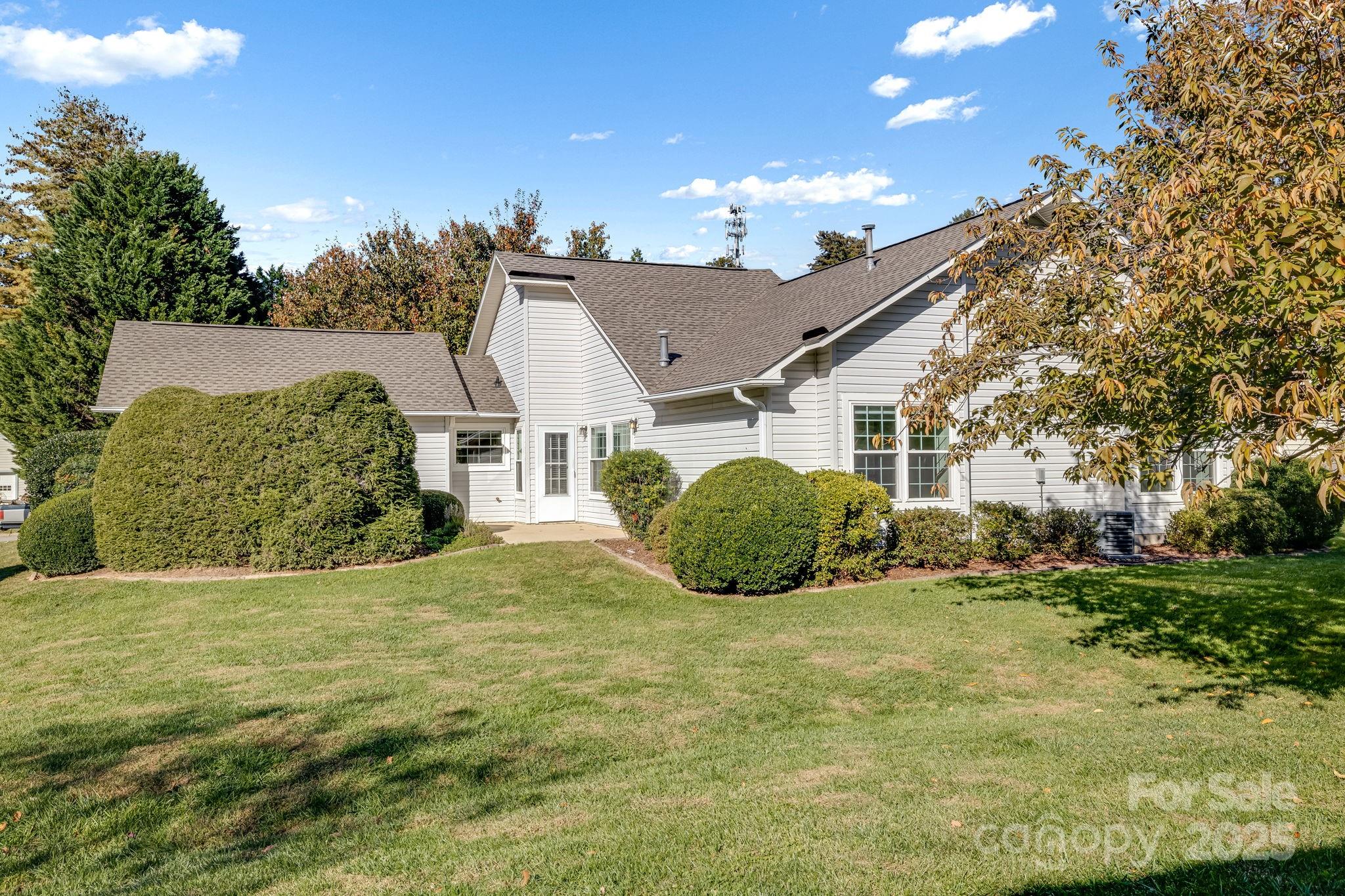 4 Gatehouse Court Asheville NC 28803