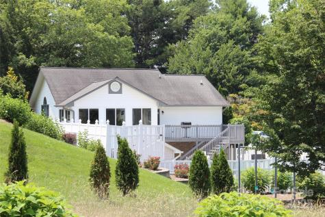 4 Gatehouse Court Asheville NC 28803