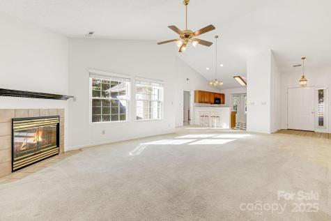 4 Gatehouse Court Asheville NC 28803