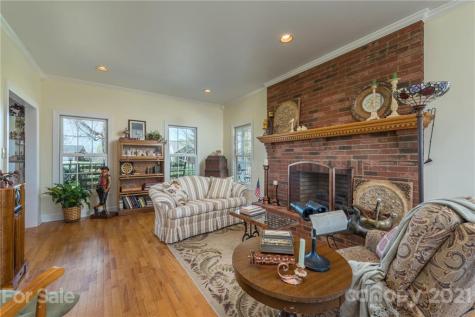 4640 Plantation Drive Morganton NC 28655