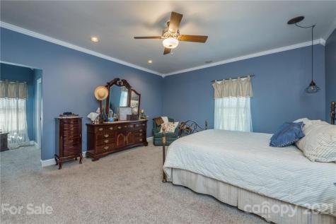 4640 Plantation Drive Morganton NC 28655