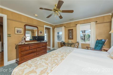 4640 Plantation Drive Morganton NC 28655